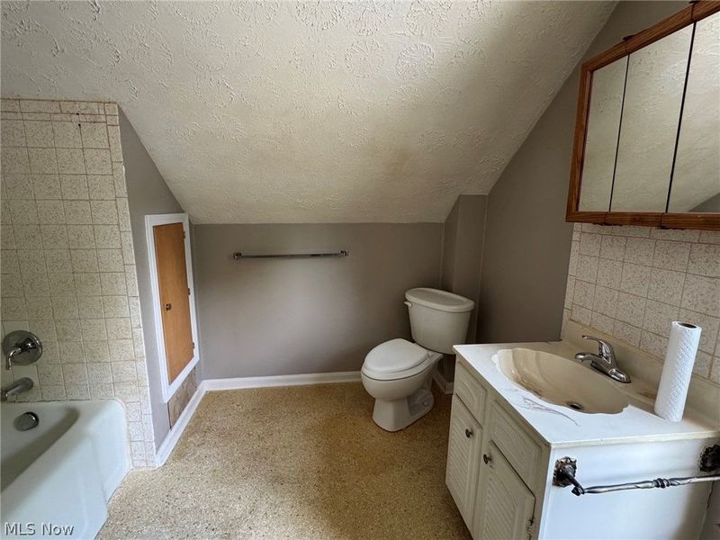 2113 11th Street SW, Akron, OH 44314 Photo 28