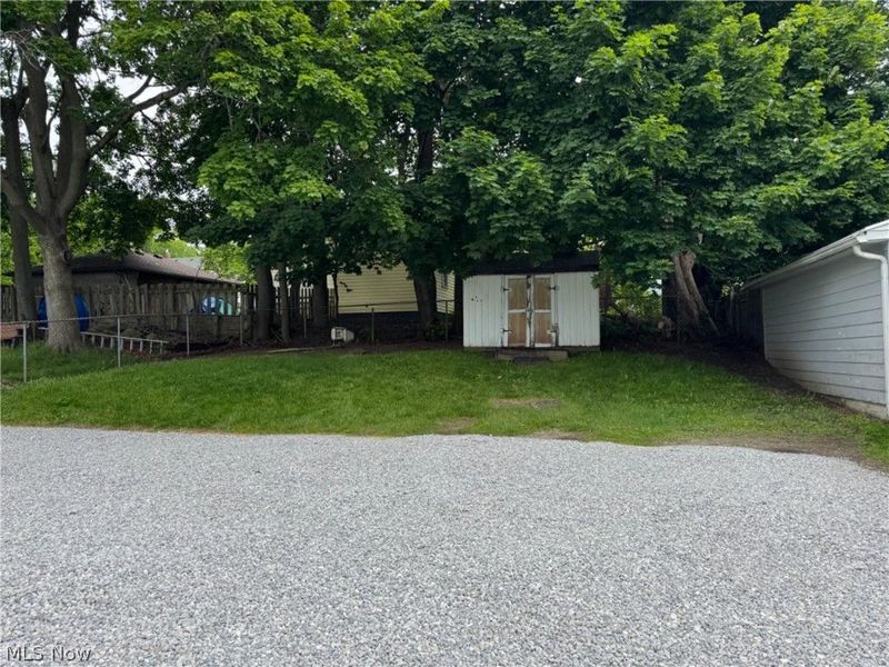 2113 11th Street SW, Akron, OH 44314 Photo 6