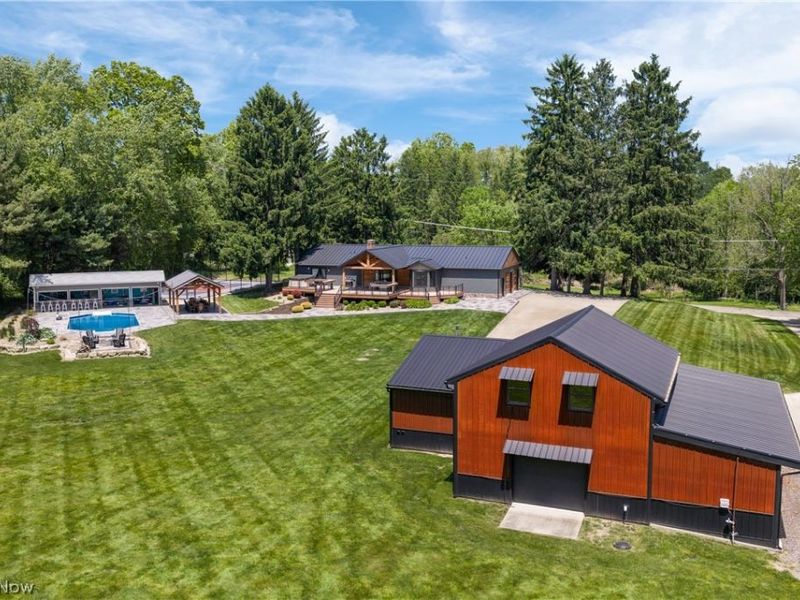 408 Center Road, New Franklin, OH 44319 Photo 6