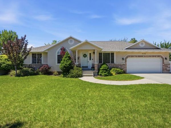 7536 S WOODBEND RD , West Jordan, UT 84081