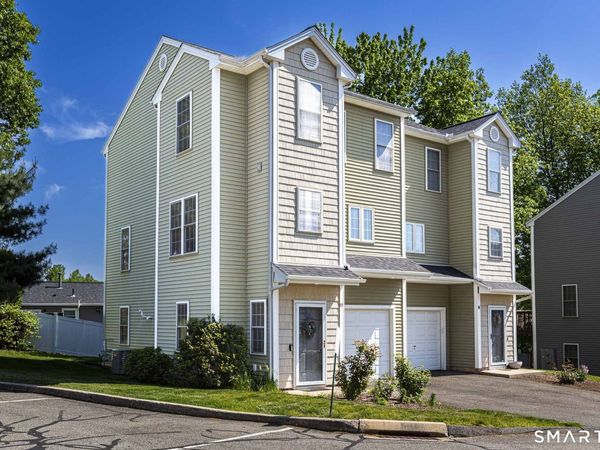 49 Quarry Farms, Unit 49, Meriden, CT 06451