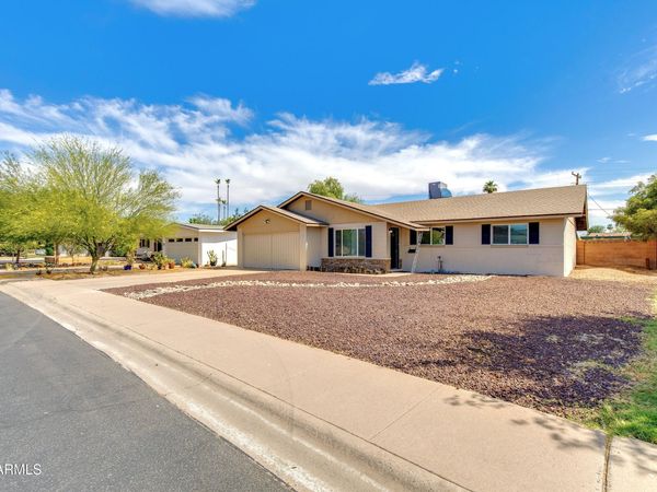 537 E LAGUNA Drive, Tempe, AZ 85282
