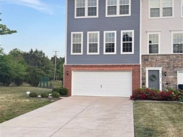 6005 W Stonepath Garden Drive , Chester, VA 23831