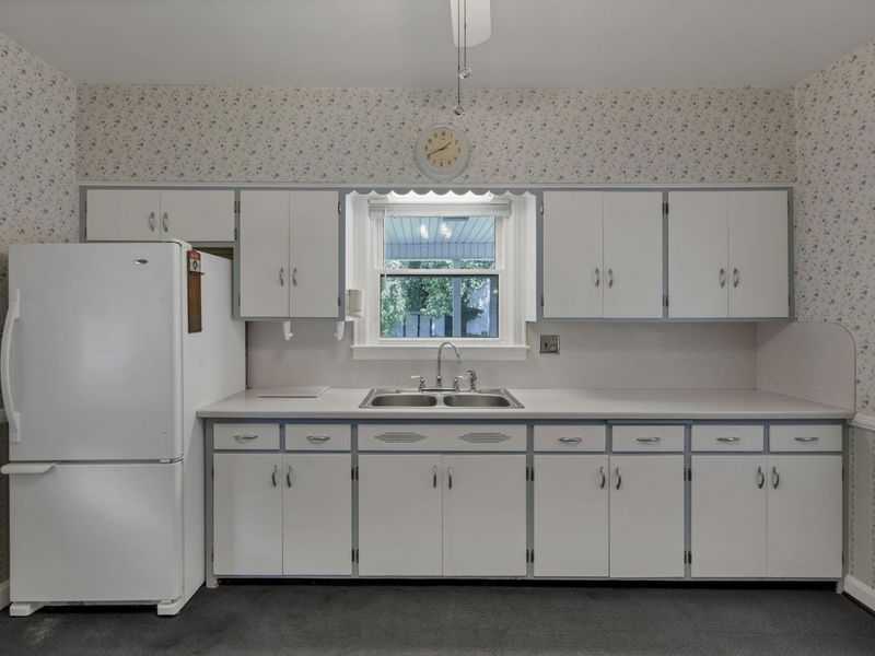 325 E Walnut Street , Lancaster, OH 43130 Photo 27