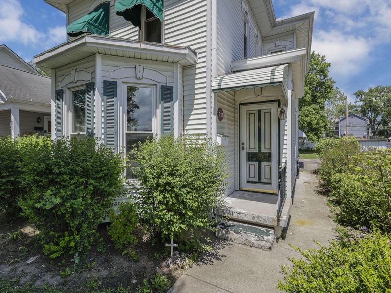 325 E Walnut Street , Lancaster, OH 43130 Photo 4