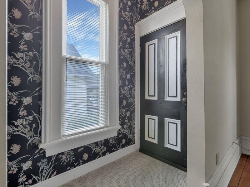 325 E Walnut Street , Lancaster, OH 43130 Photo 5