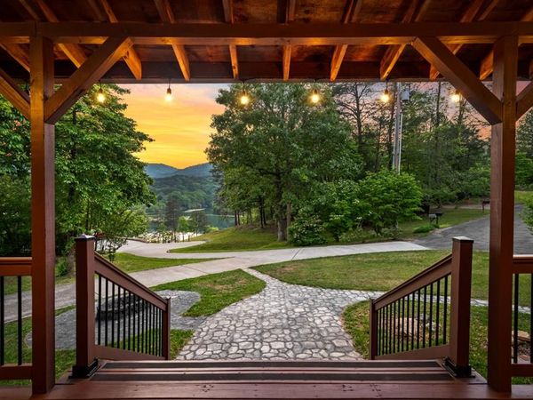 100 Lakeview Drive, Turtletown, TN 37391
