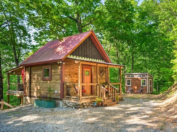 93 Martin Crossing, Cherry Log, GA 30522