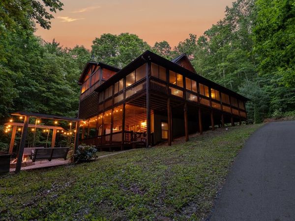 220 Solar Drive, Blue Ridge, GA 30513