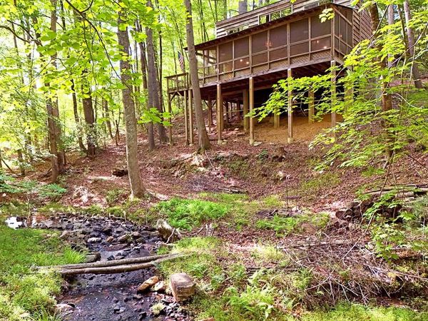 214 Sourwood Drive, Blue Ridge, GA 30513