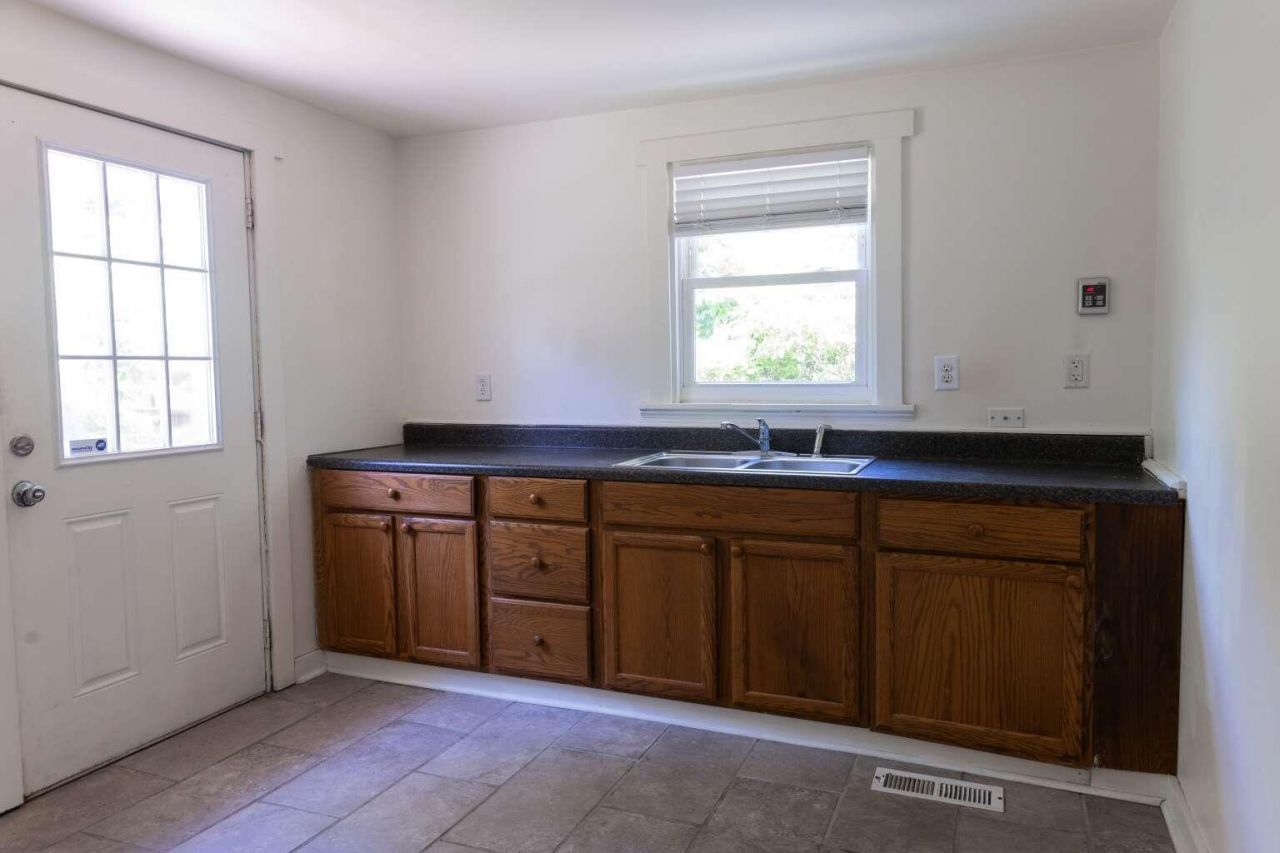 1519 Westway Drive Photo 6