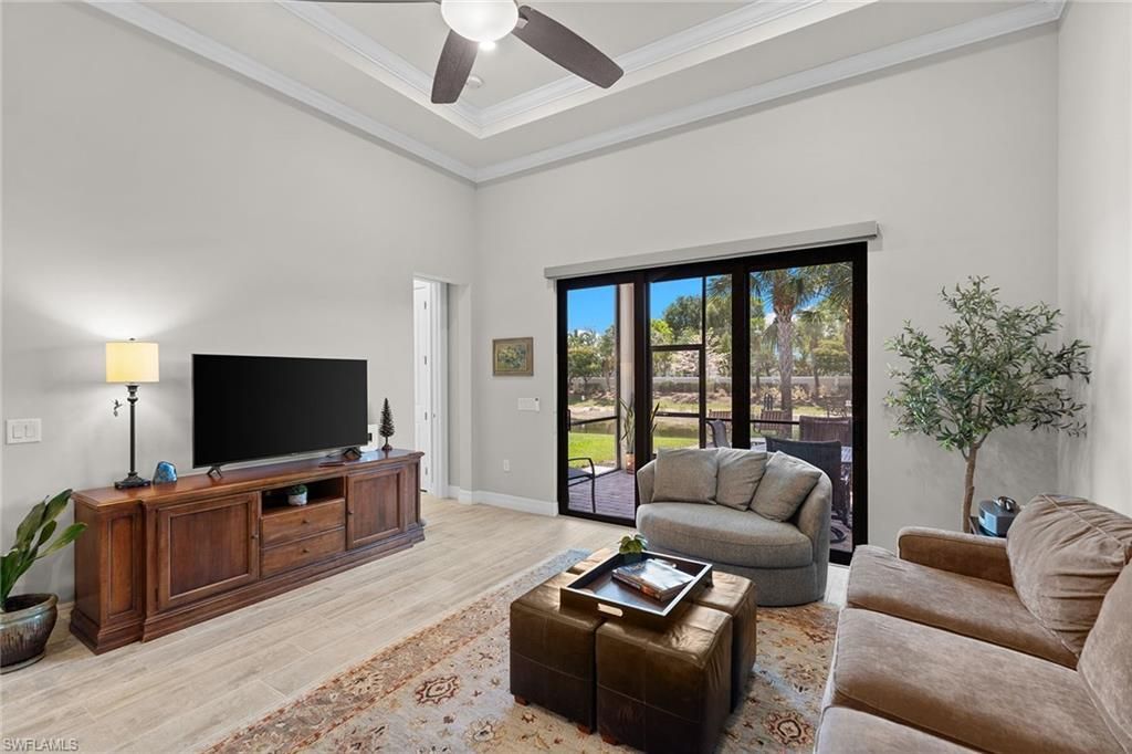 7253 Wilton Dr , Naples, FL 34109 Photo