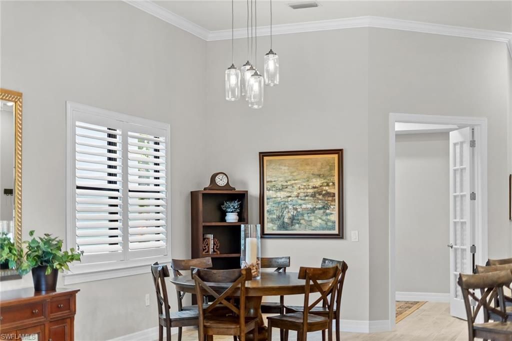 7253 Wilton Dr , Naples, FL 34109 Photo