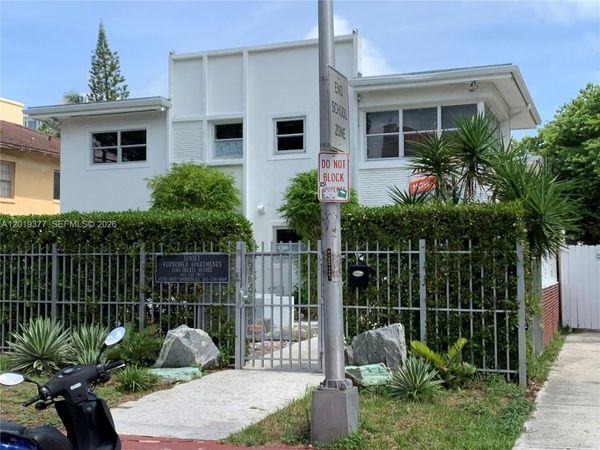 1545 Drexel Ave , Unit 422, Miami Beach, FL 33139