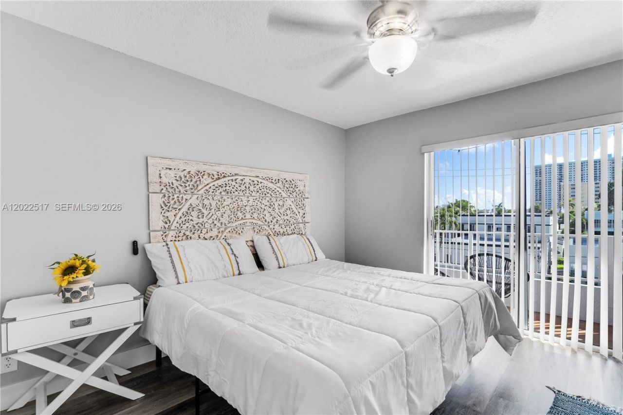 349 Virginia St , Unit 349, Hollywood, FL 33019 Photo