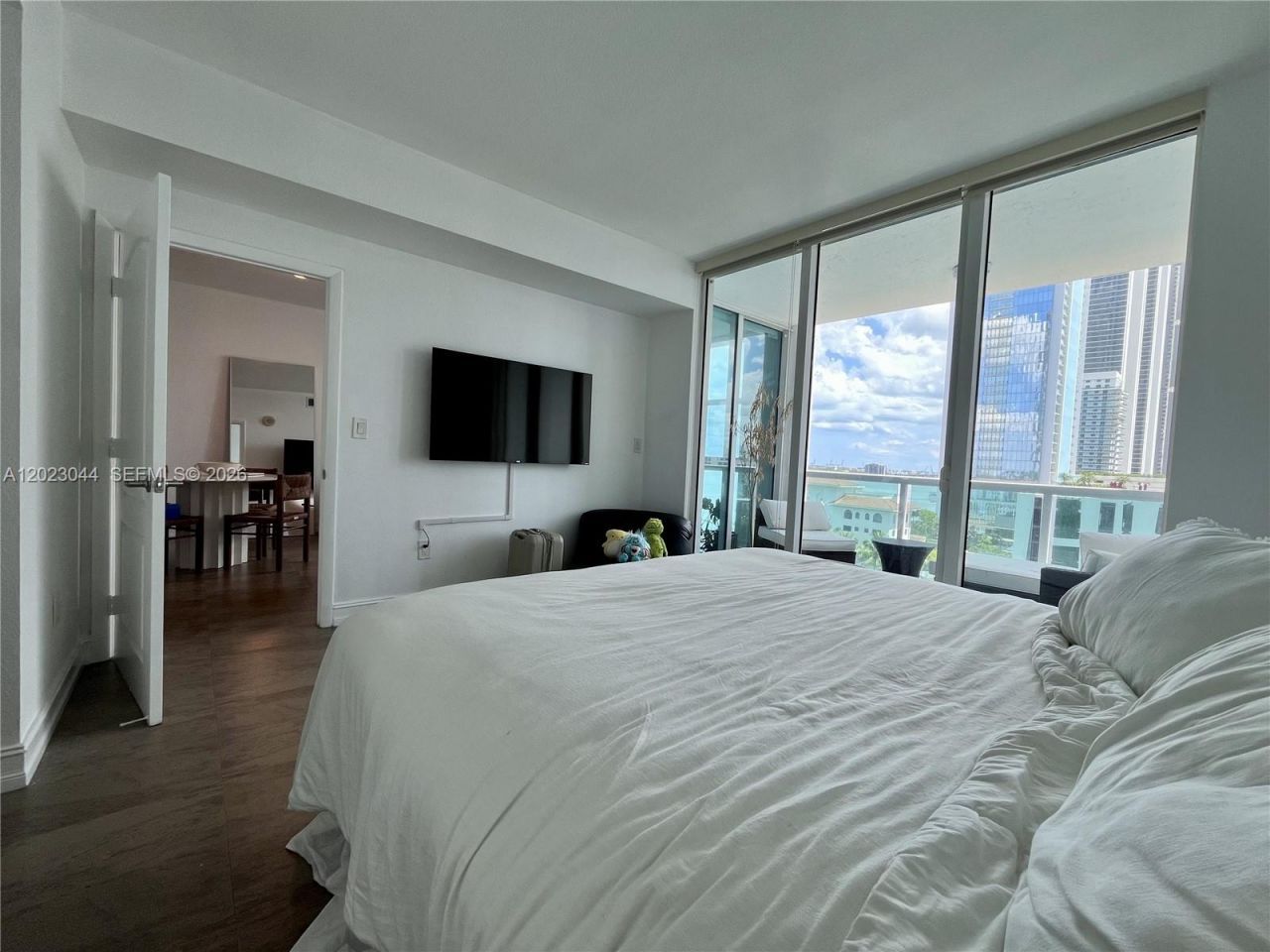 500 NE 29th St , Unit 1005, Miami, FL 33137 Photo