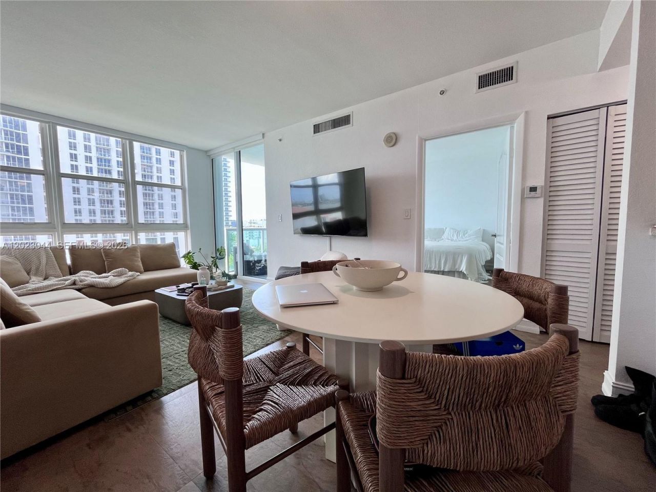 500 NE 29th St , Unit 1005, Miami, FL 33137 Photo
