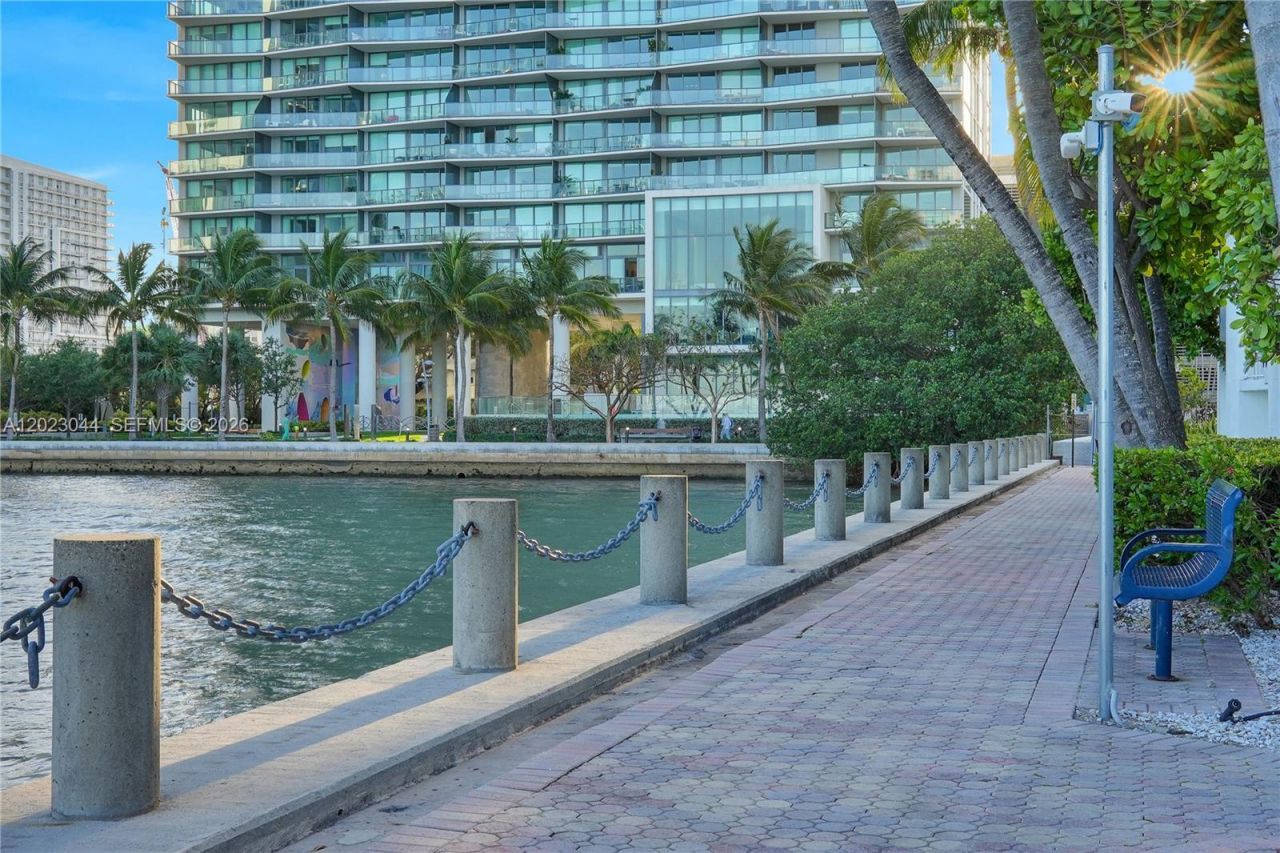 500 NE 29th St , Unit 1005, Miami, FL 33137 Photo
