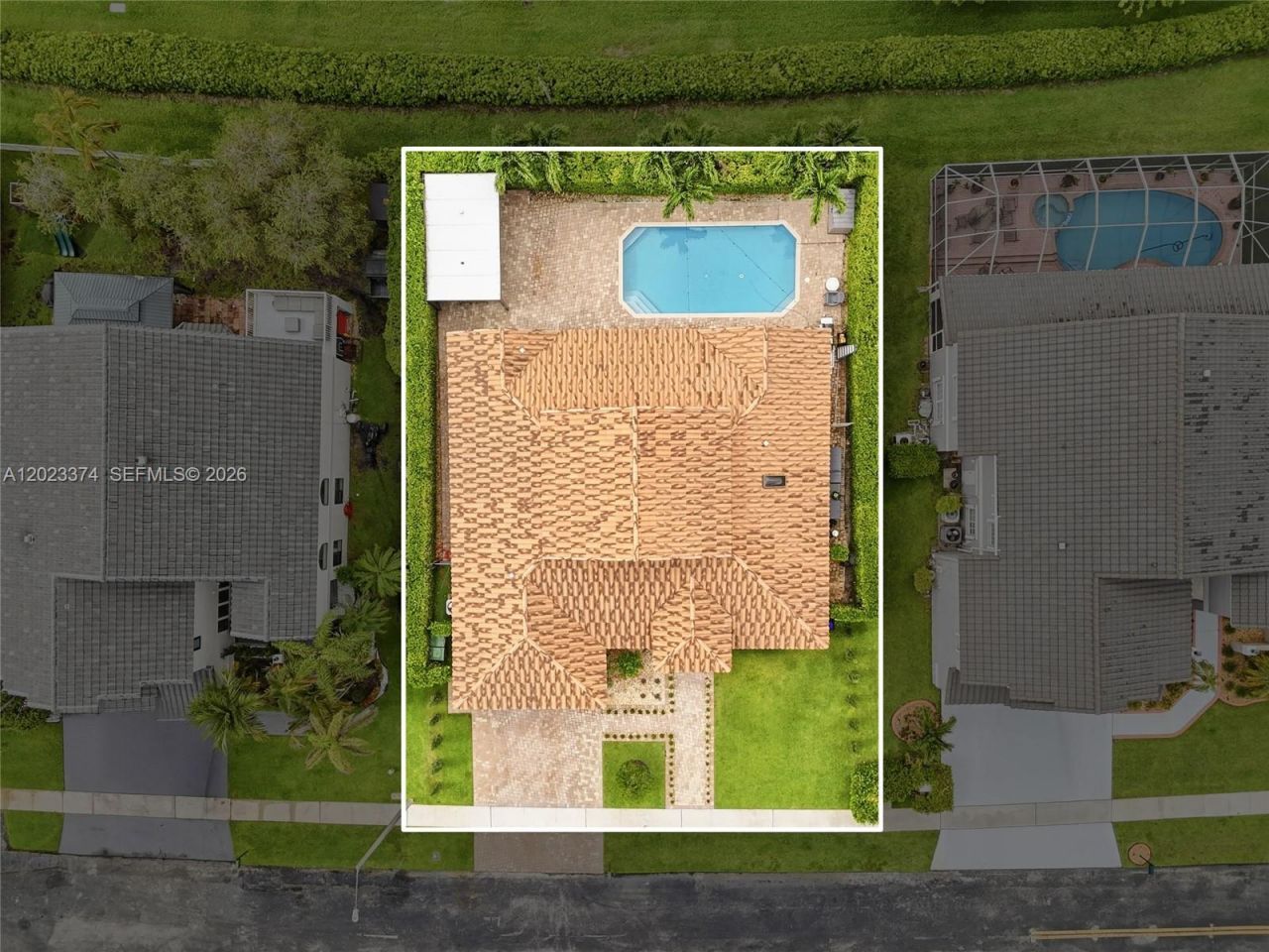 19920 NW 9th Dr, Unit 19920, Pembroke Pines, FL 33029 Photo