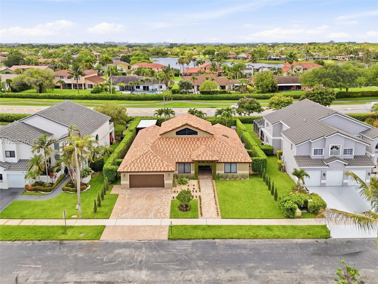 19920 NW 9th Dr, Unit 19920, Pembroke Pines, FL 33029 Photo