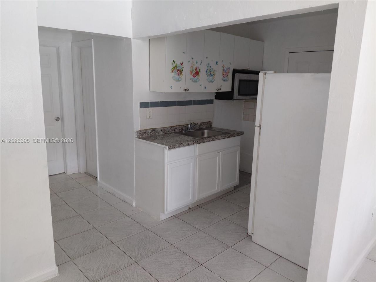 2140 NW 1st Ter , Miami, FL 33125 Photo