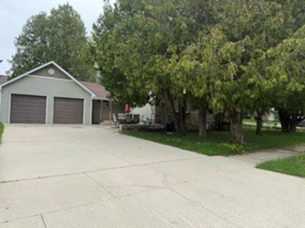 953 MICHIGAN STREET, Sturgeon Bay, WI 54235