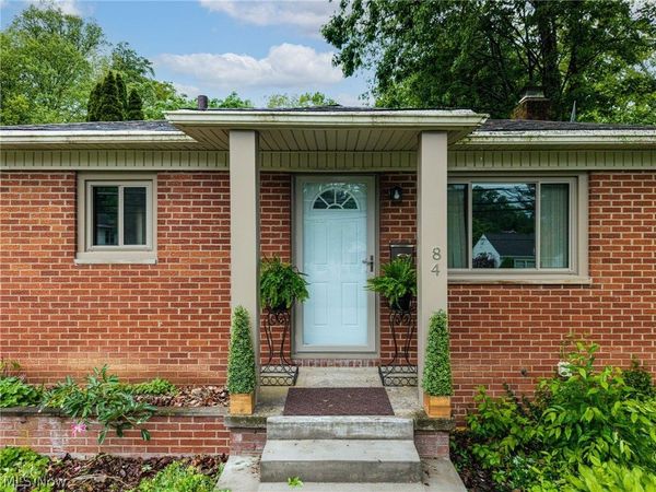 84 Pfeiffer Avenue, Akron, OH 44312