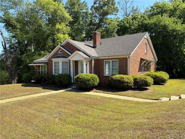 171 VALLEY Street , Centreville, AL 35042