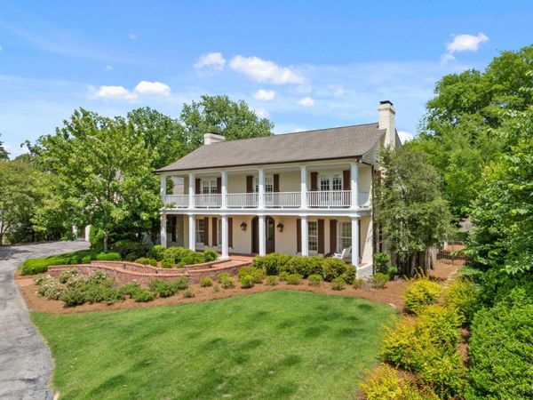 851 Debeau, Tupelo, MS 38804