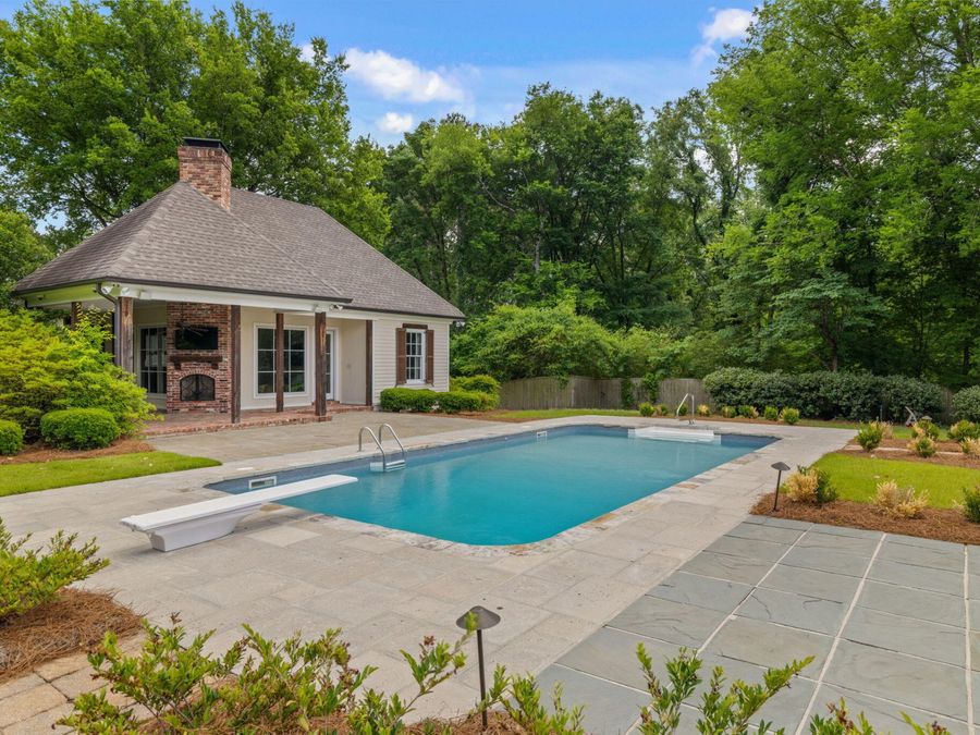 Property Image 95