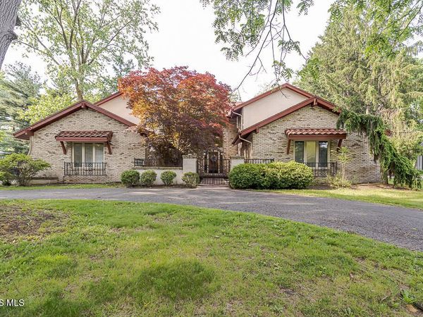 4722 High Oaks Boulevard, Toledo, OH 43623