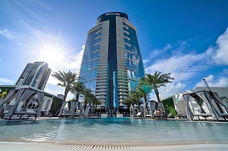 851 NE 1st Avenue, Unit 3202, Miami, FL 33130 Photo