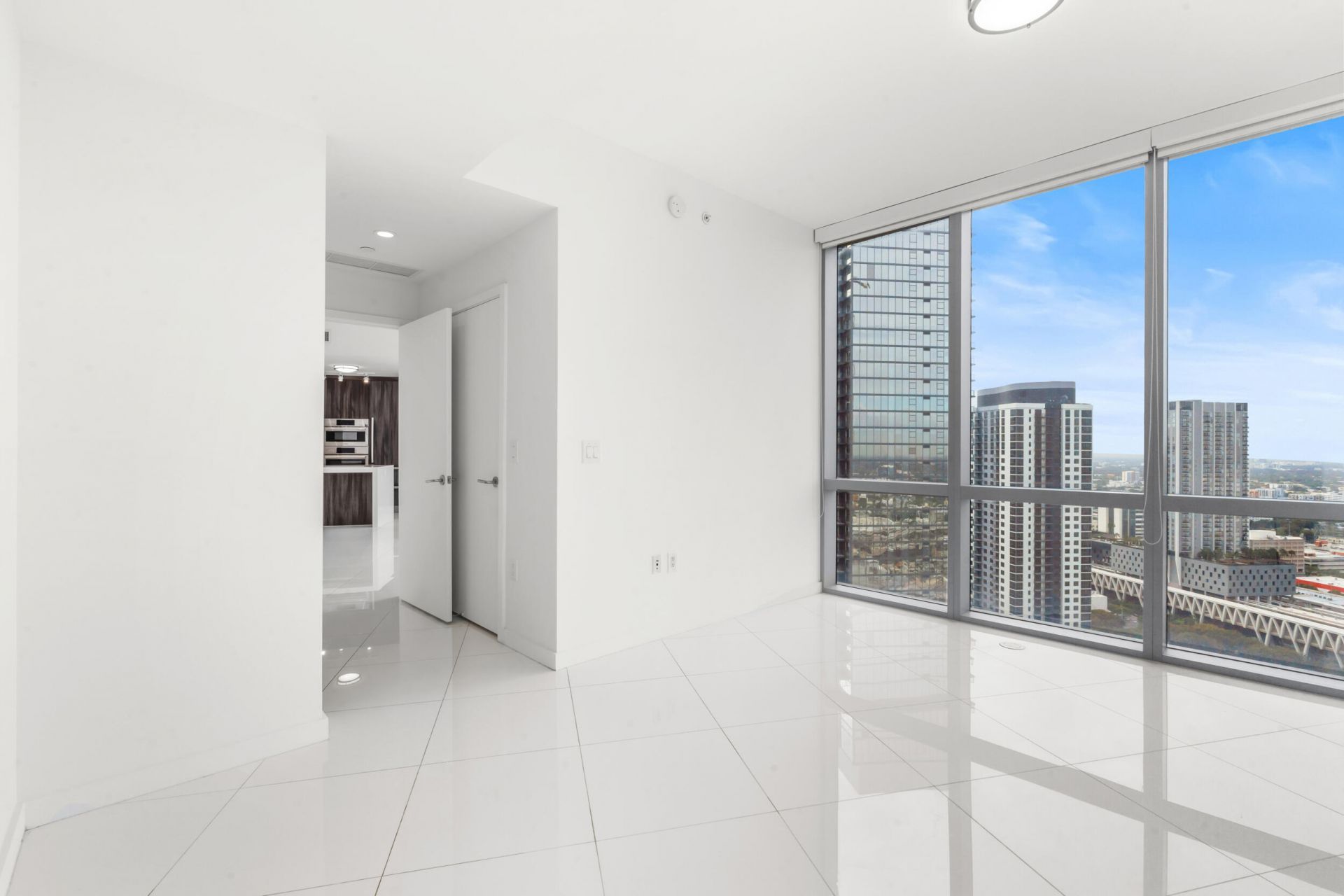 851 NE 1st Avenue, Unit 3202, Miami, FL 33130 Photo