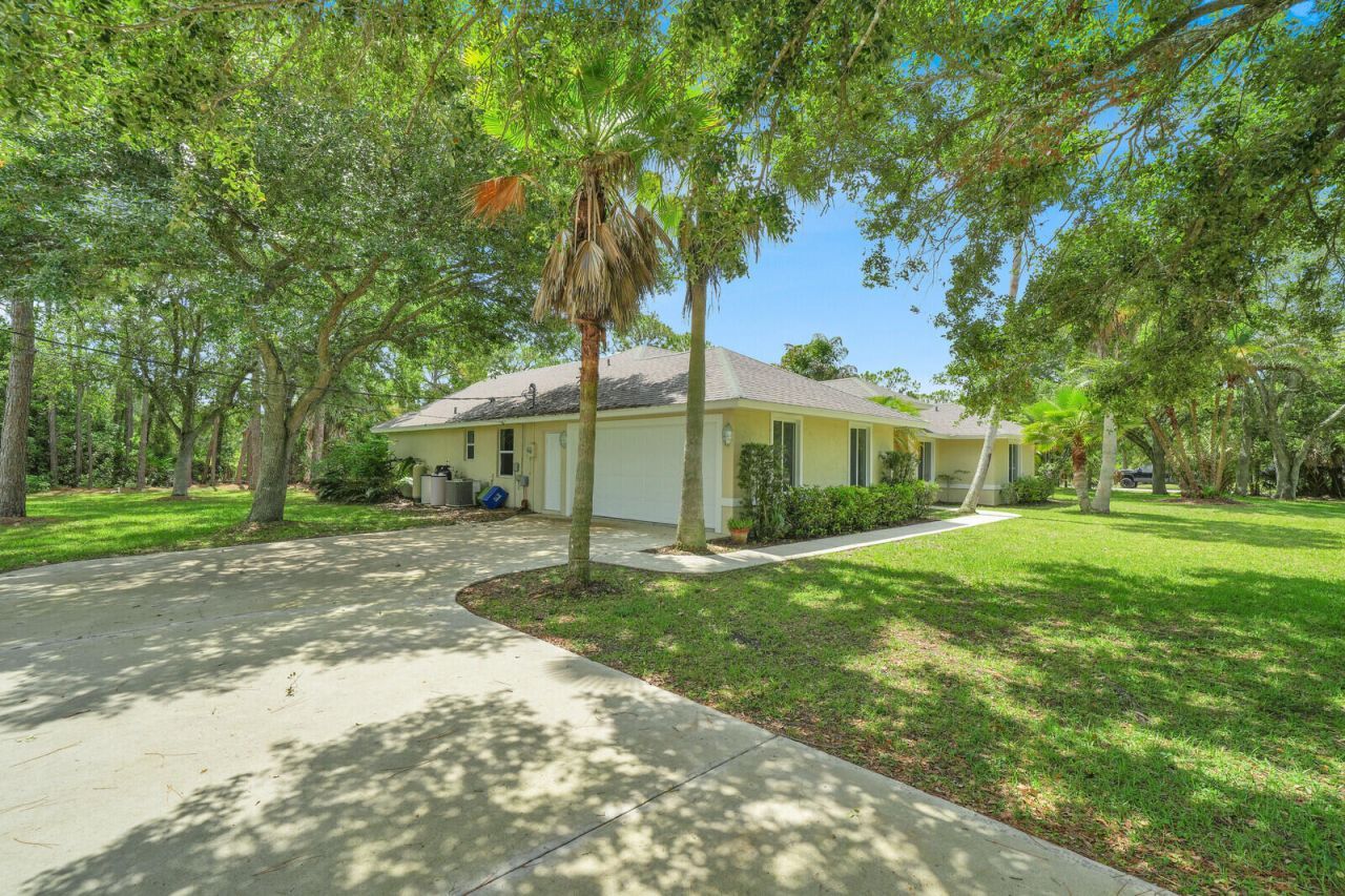 16026 N 75th Ave Avenue N, Palm Beach Gardens, FL 33418 Photo