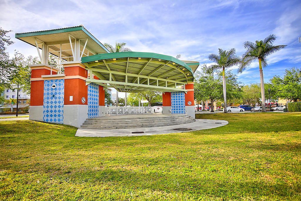 16026 N 75th Ave Avenue N, Palm Beach Gardens, FL 33418 Photo