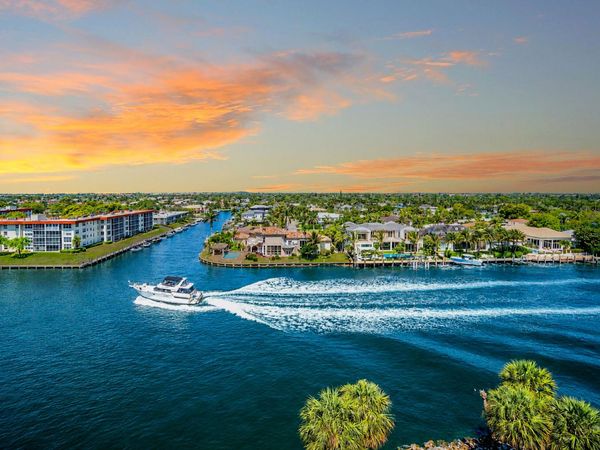 1160 Hillsboro Mile, Unit 803, Hillsboro Beach, FL 33062