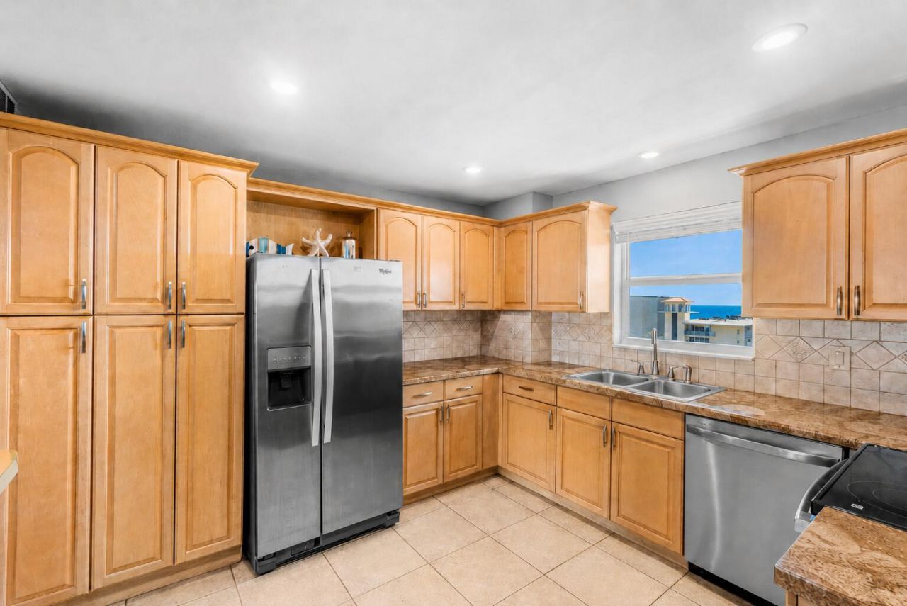 1160 Hillsboro Mile, Unit 803, Hillsboro Beach, FL 33062 Photo
