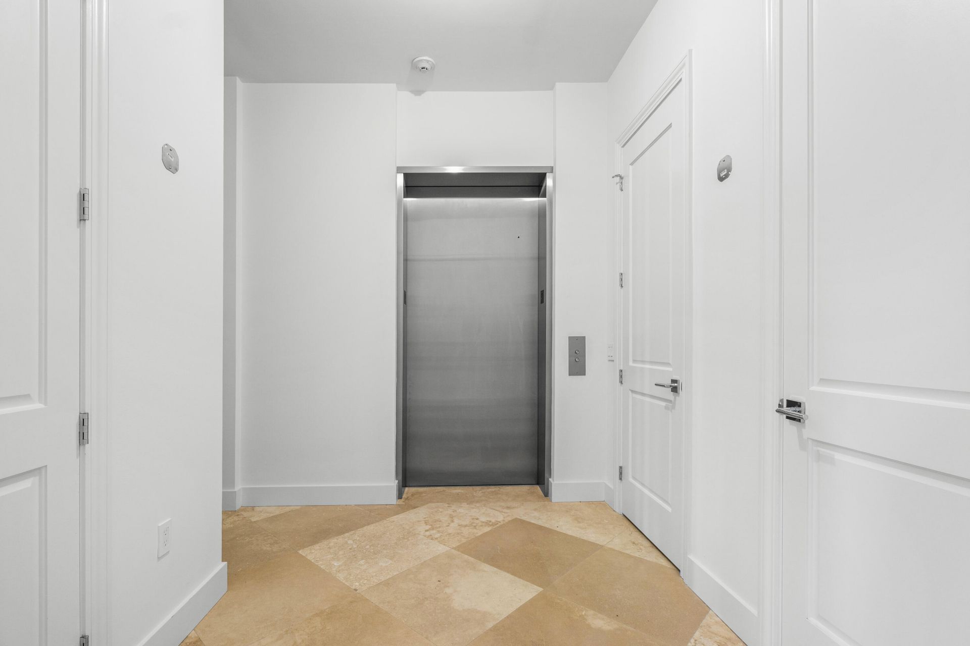 178 Lake Drive, Unit 4202, Palm Beach Shores, FL 33404 Photo