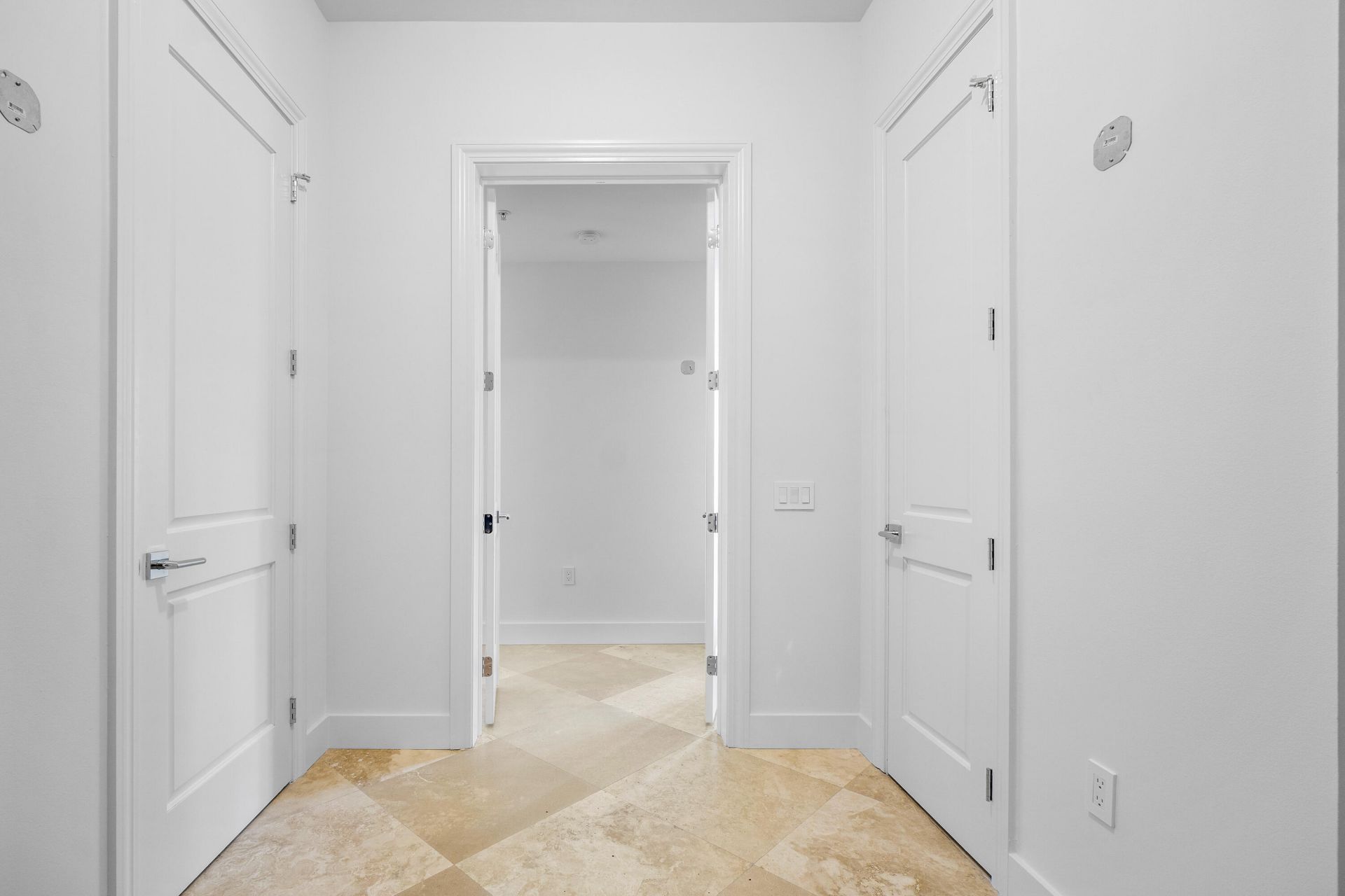 178 Lake Drive, Unit 4202, Palm Beach Shores, FL 33404 Photo