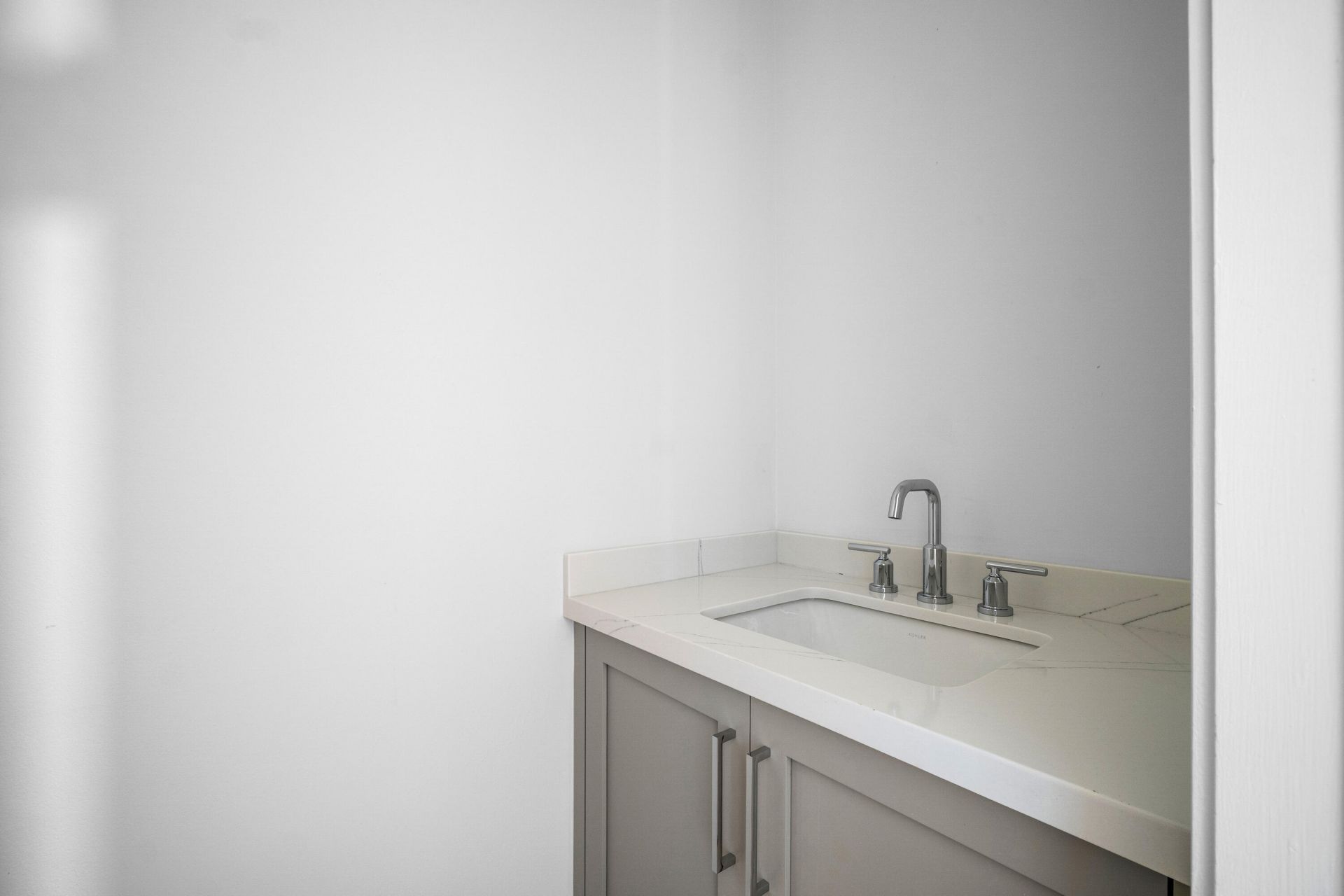178 Lake Drive, Unit 4202, Palm Beach Shores, FL 33404 Photo