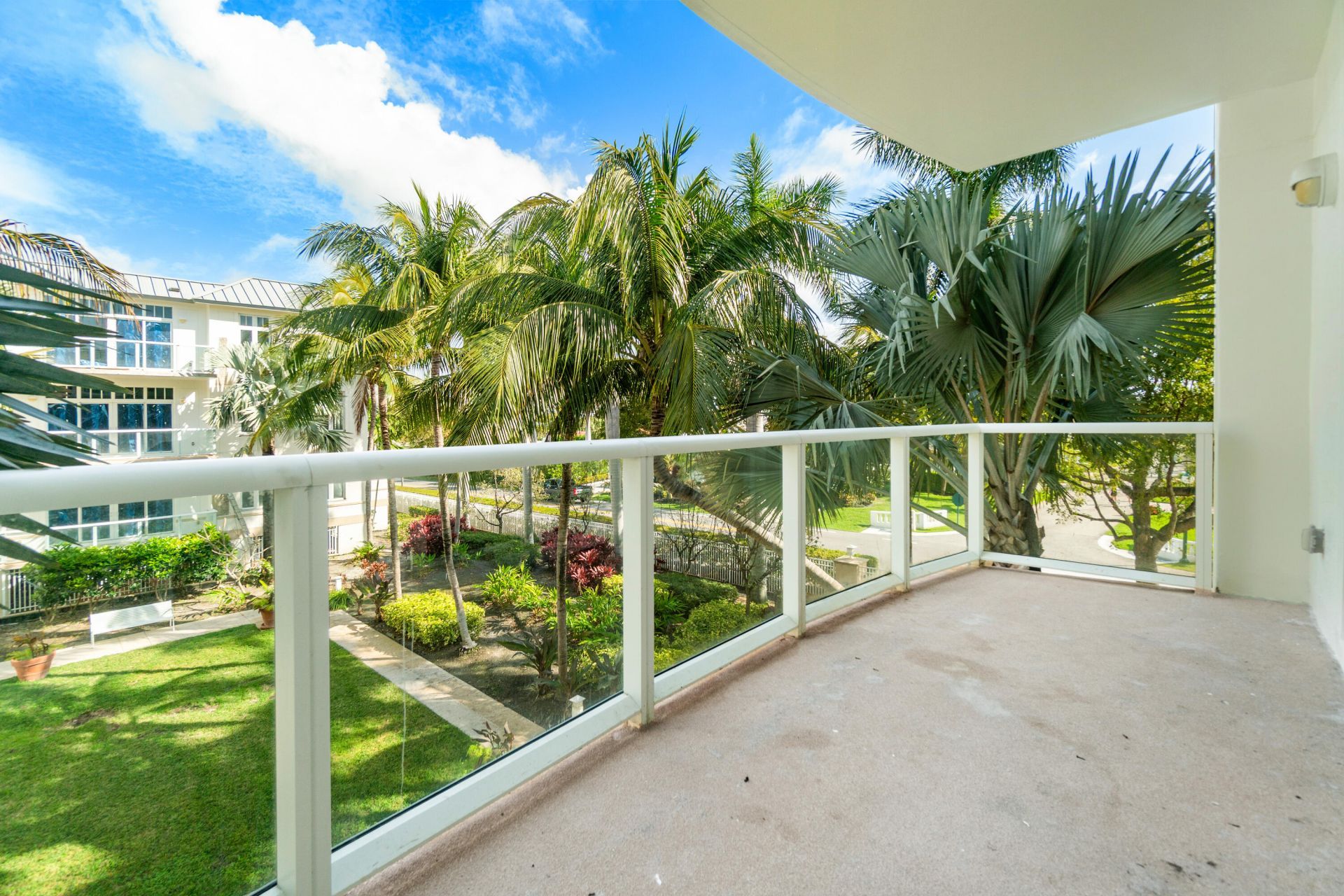 178 Lake Drive, Unit 4202, Palm Beach Shores, FL 33404 Photo