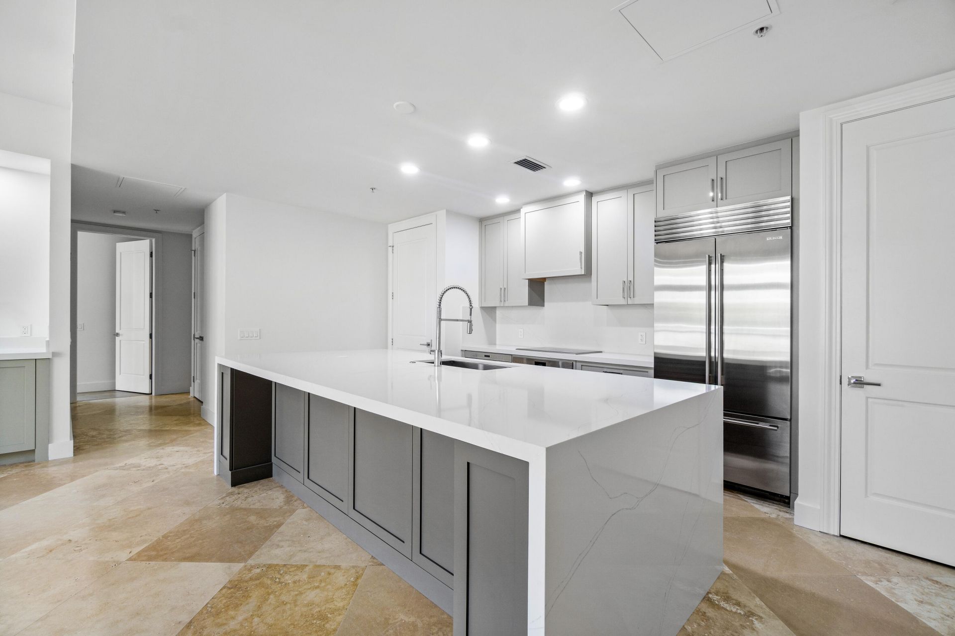 178 Lake Drive, Unit 4202, Palm Beach Shores, FL 33404 Photo