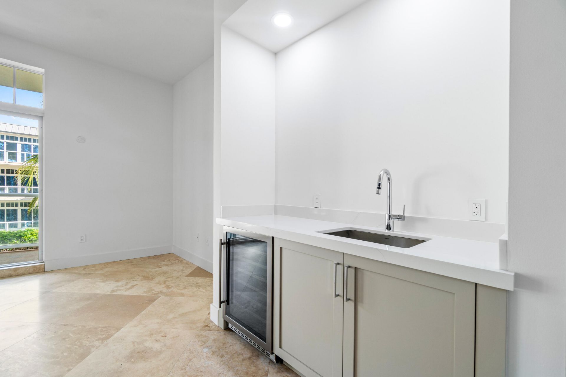 178 Lake Drive, Unit 4202, Palm Beach Shores, FL 33404 Photo