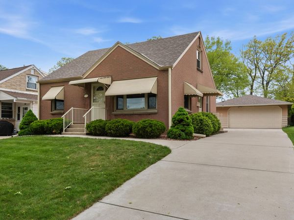 162 W Allerton Ave, Milwaukee, WI 53207