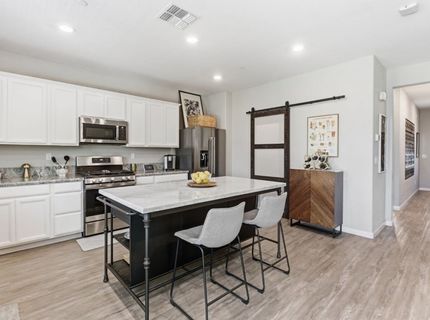 8256 Schellhous Dr, Roseville, CA 95747 Photo