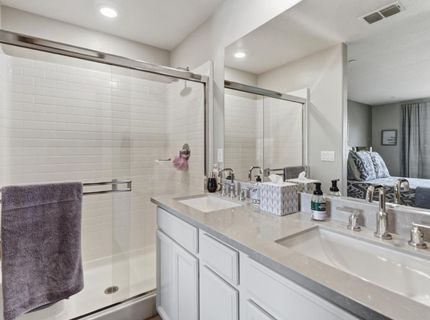 8256 Schellhous Dr, Roseville, CA 95747 Photo