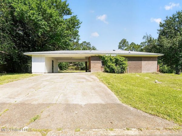 603 Chelsea Drive, Jackson, MS 39212