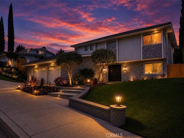 5952 Maury Avenue, Woodland Hills, CA 91367