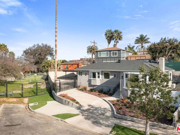 1800 S Dunsmuir Avenue, Los Angeles, CA 90019