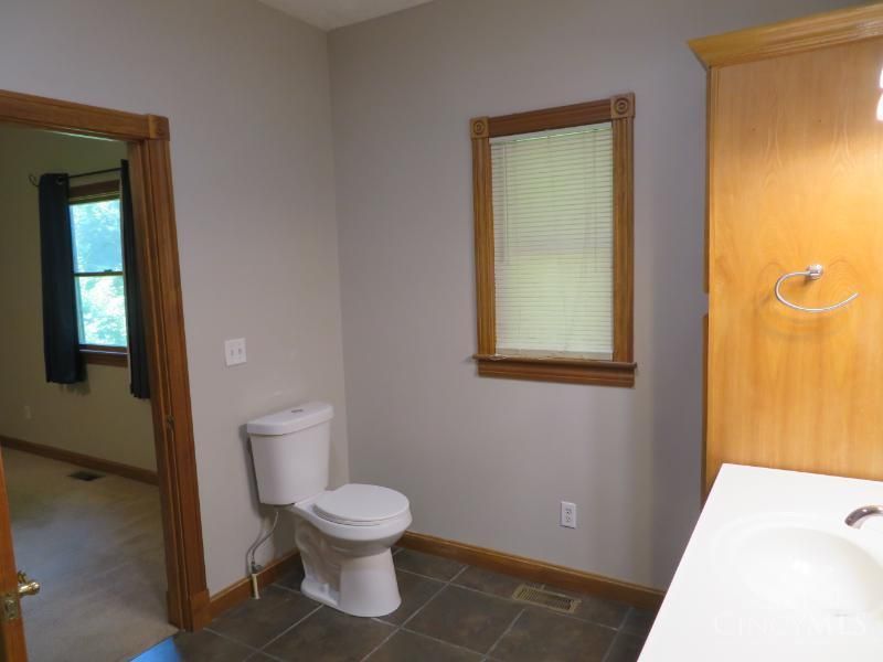 432 E Main Street, Leesburg, OH 45135 Photo 15